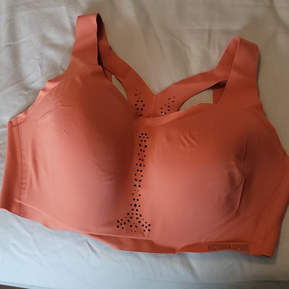 Victoria Sport Sports Bra